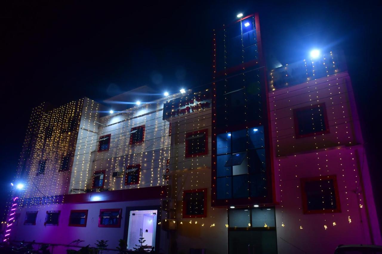Sahjanwa Hotel Awadh Palace المظهر الخارجي الصورة